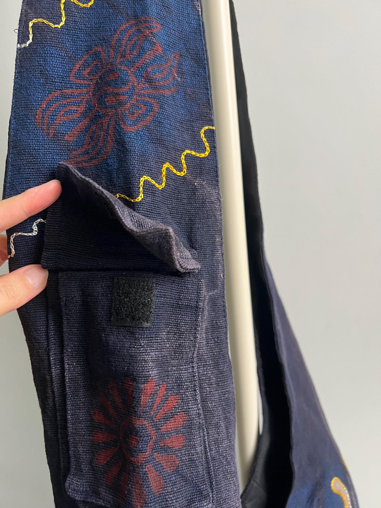 Hand Embroidered Sun Tote Bag – Boho Canvas Festival Beach Purse (Adjustable Strap)