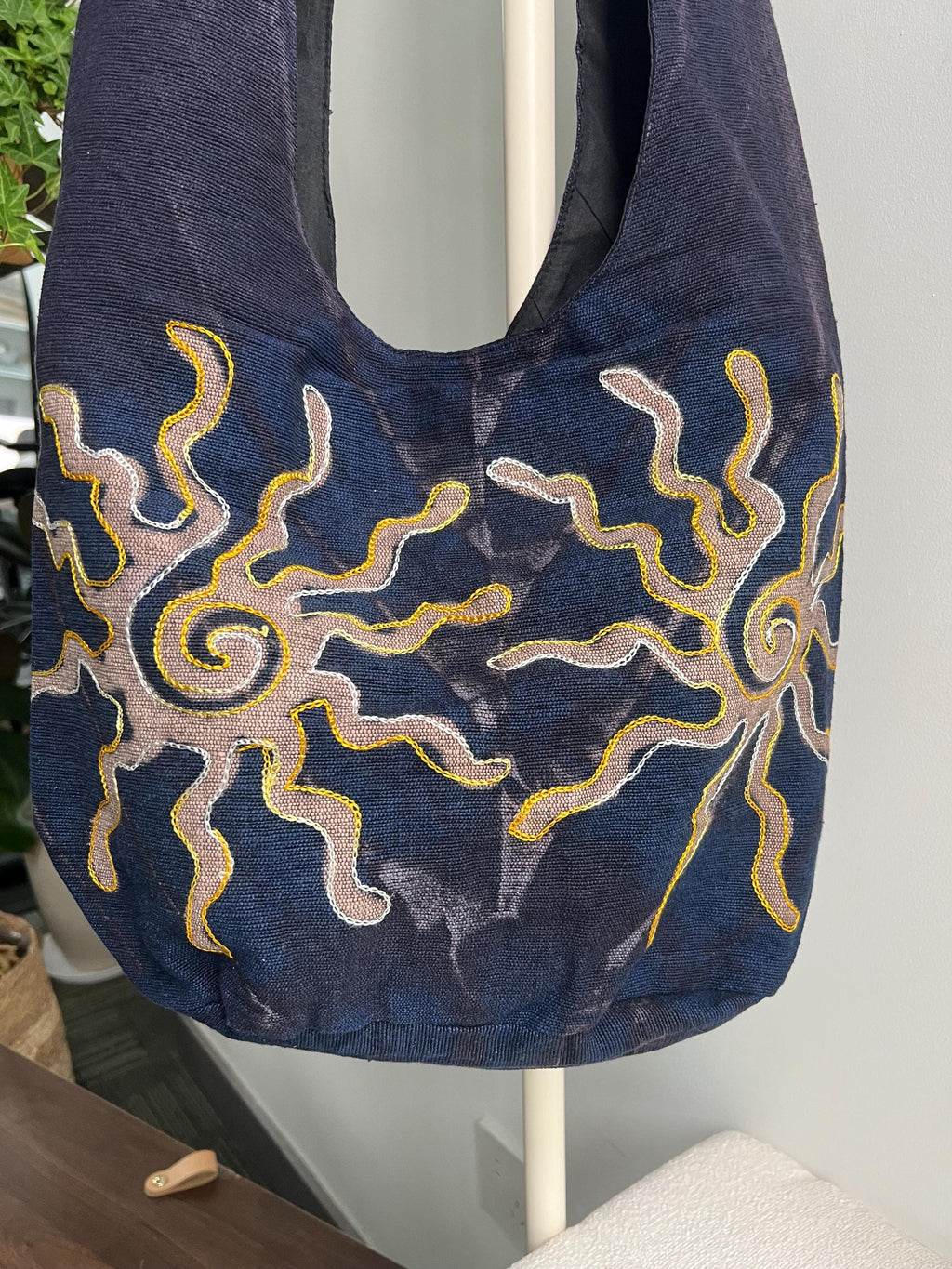 Hand Embroidered Sun Tote Bag – Boho Canvas Festival Beach Purse (Adjustable Strap)