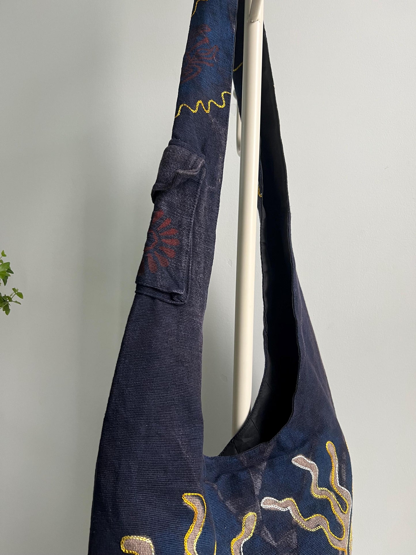 Hand Embroidered Sun Tote Bag – Boho Canvas Festival Beach Purse (Adjustable Strap)
