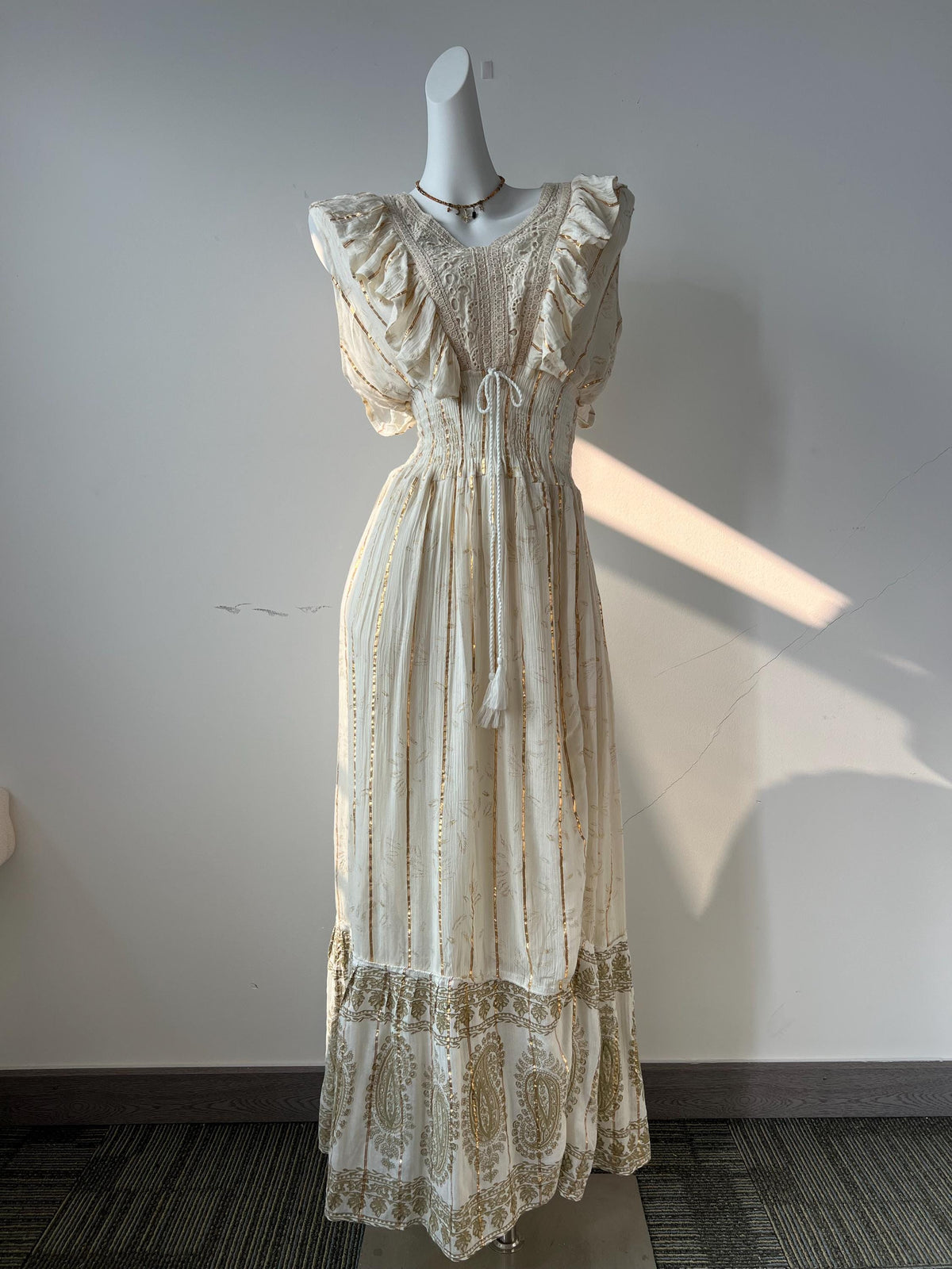Bohemian Embroidered Cotton Maxi Dress – Lace Trimmed V-Neck Summer Beach Vacation
