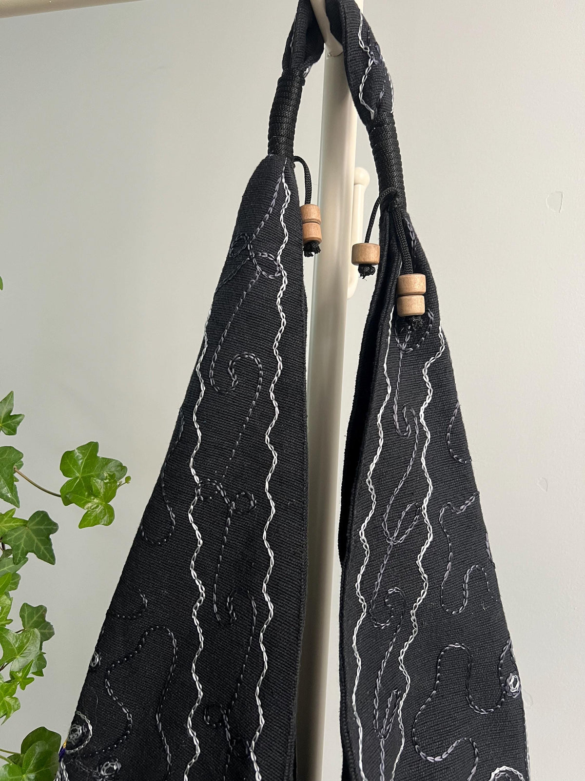 Black Folk Art Floral Shoulder Bag, Embroidered Wooden Ring Tote